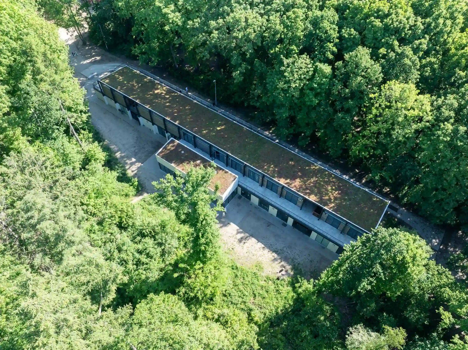 Hahbo-modulaire-houtbouw-systeembouw-LLEXX-Wijnegem-jeugdlokalen_2